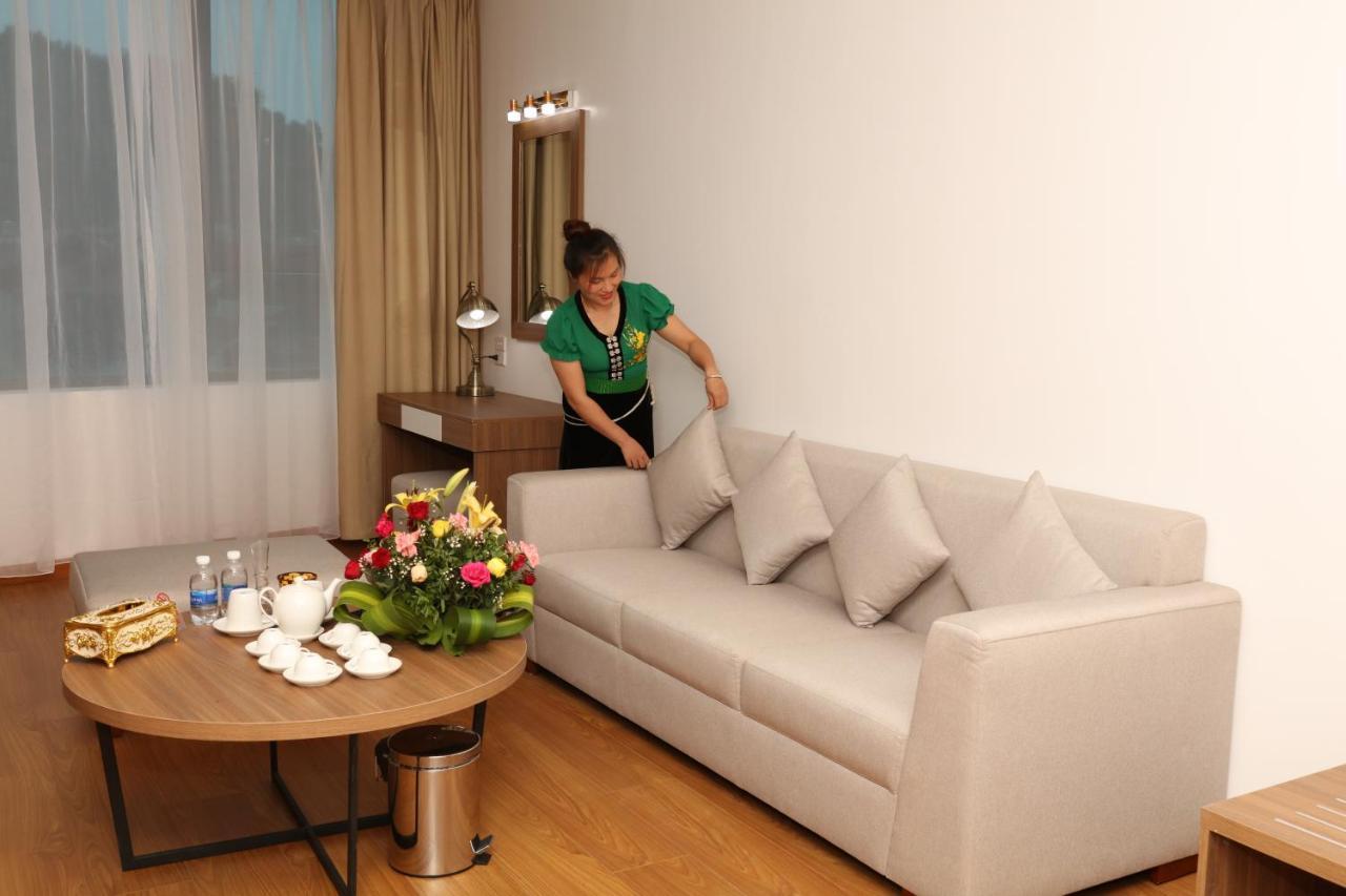 Khách Sạn Hoa Ban Trắng Son La Exterior foto
